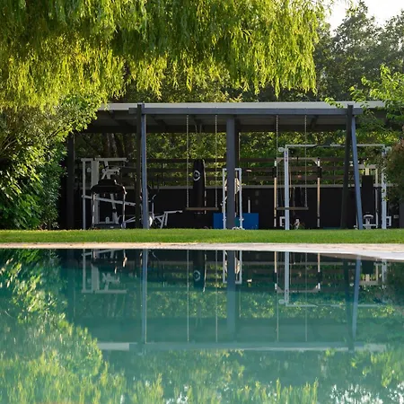 Black White Dassia (Corfu)