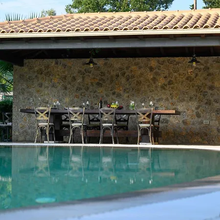 Black White Dassia (Corfu)